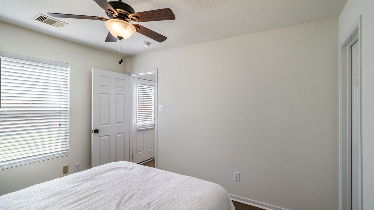 Photo of Bedroom in College Park