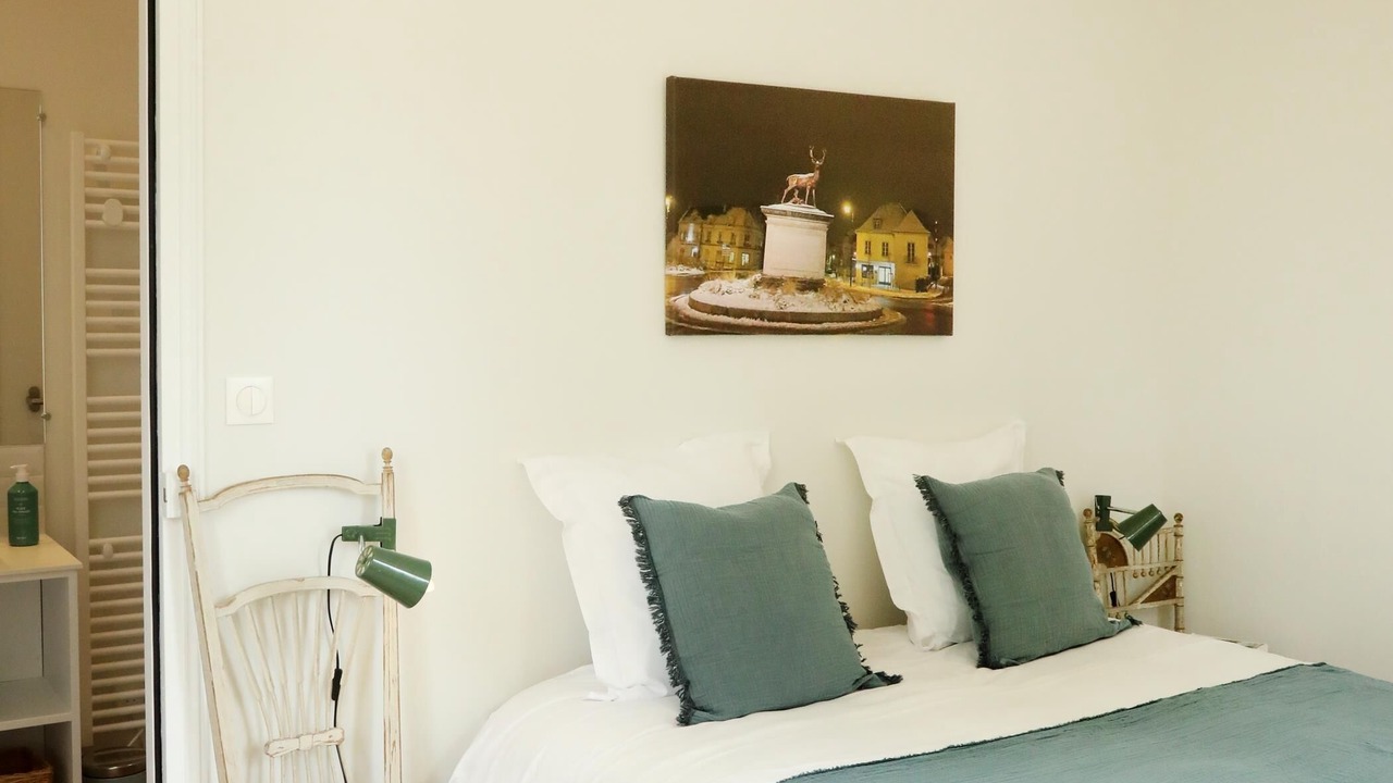 Photo of Bedroom in Chantilly