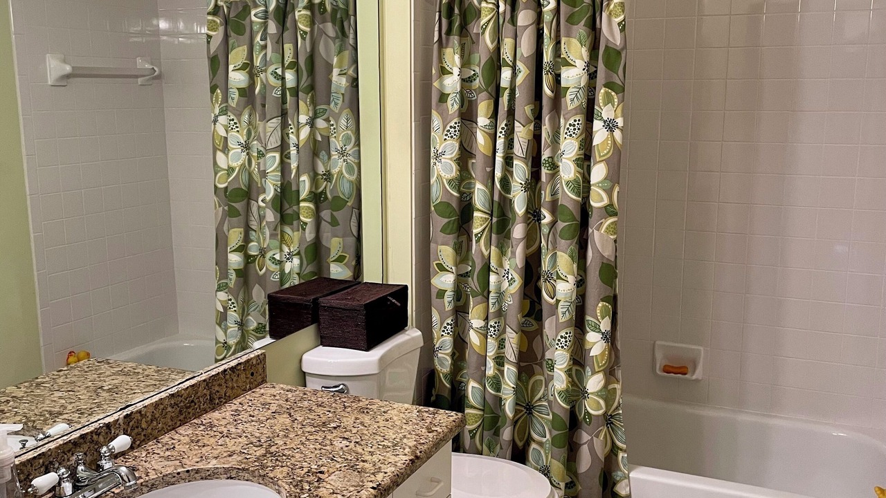 Photo of Bathroom in Naples