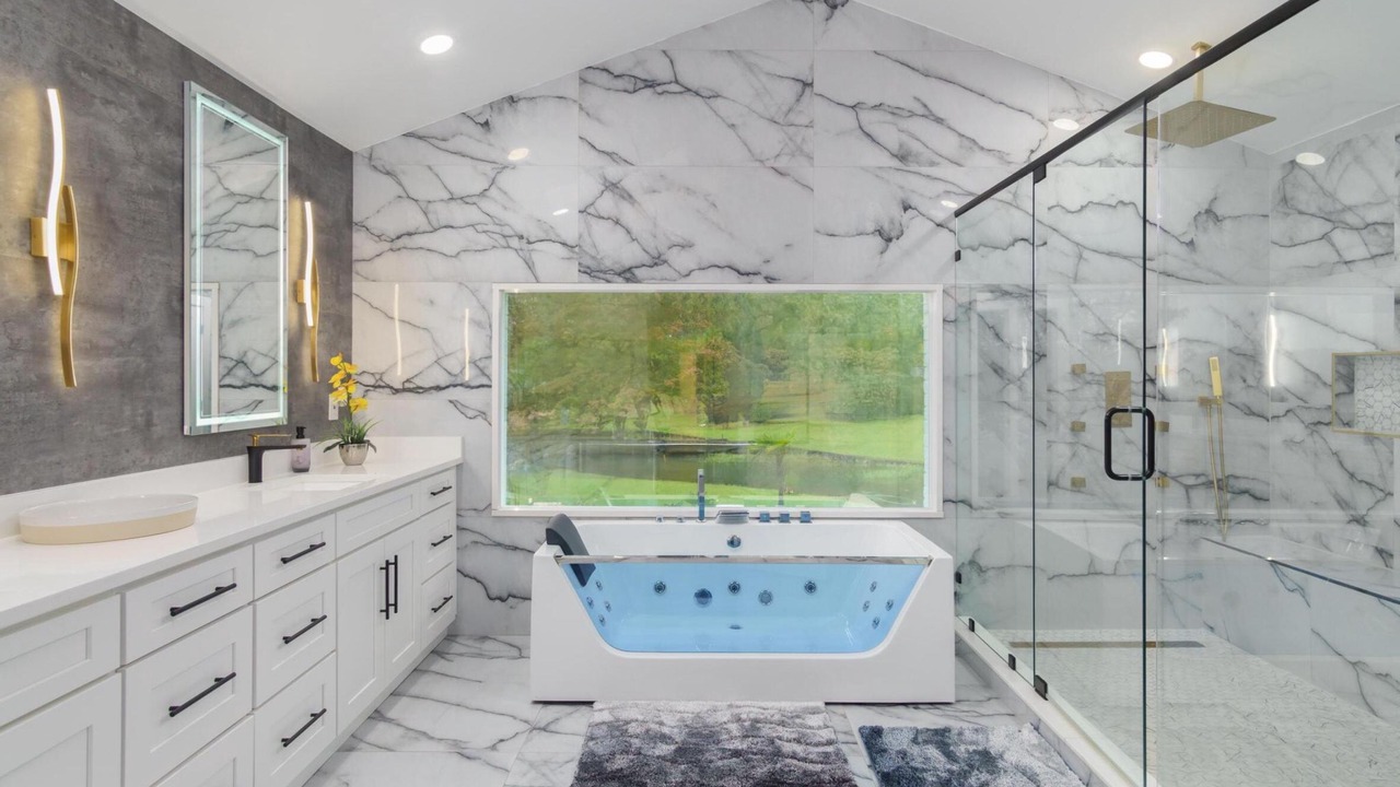 Photo of Bathroom in Hattiesburg
