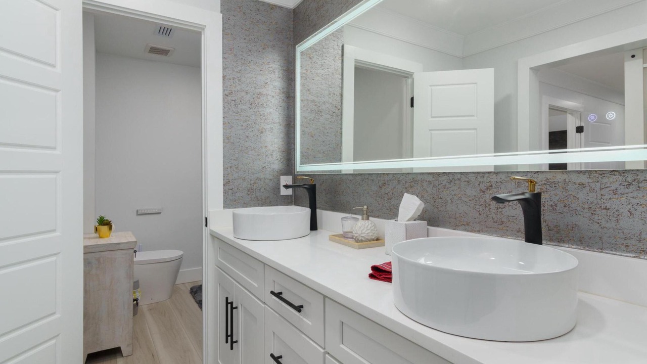 Photo of Bathroom in Hattiesburg