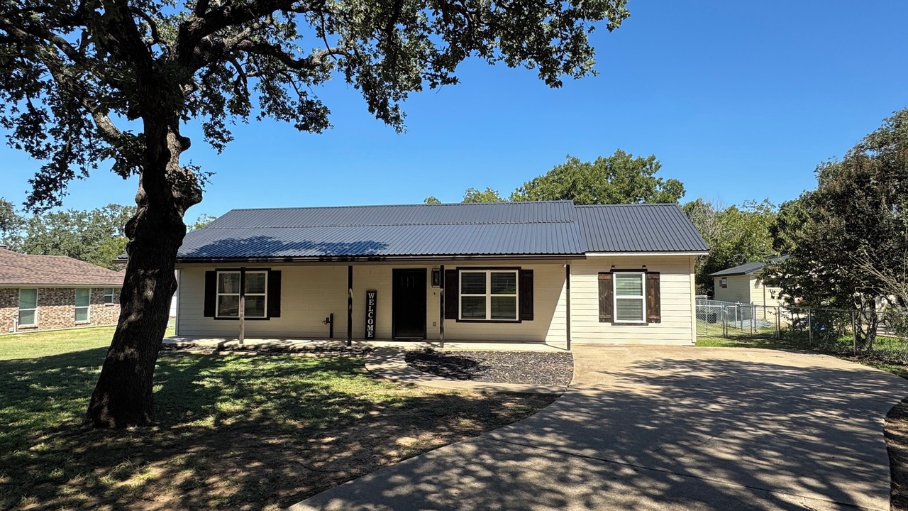 Photo of Outdoor in Burleson