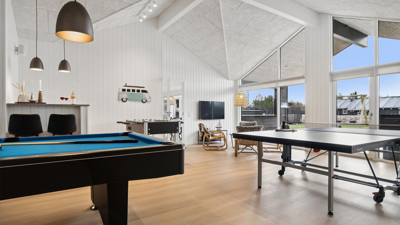 Photo of Others in Aalbaek