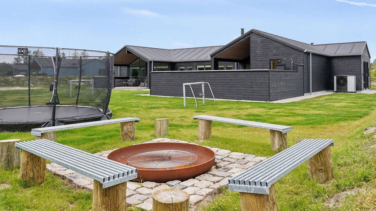 Photo of Others in Aalbaek