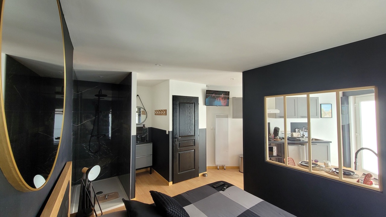 Photo of Bedroom in Gare