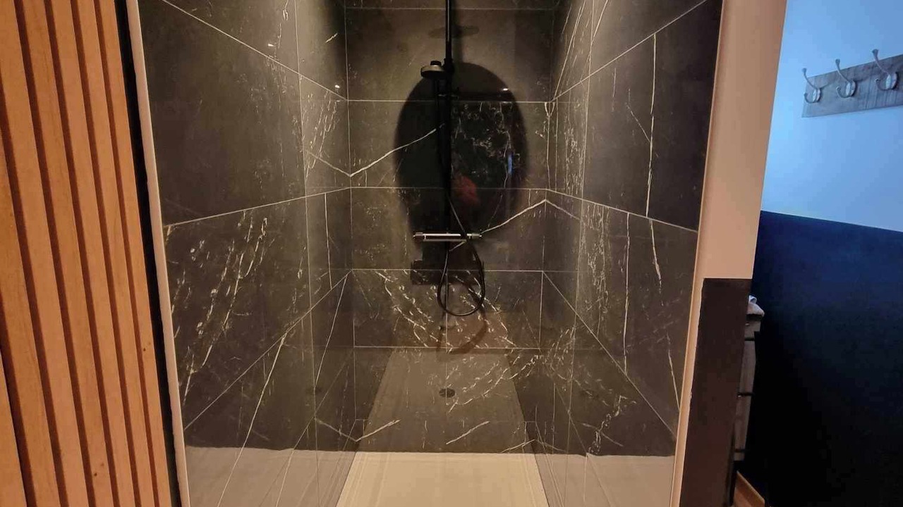 Photo of Bathroom in Gare