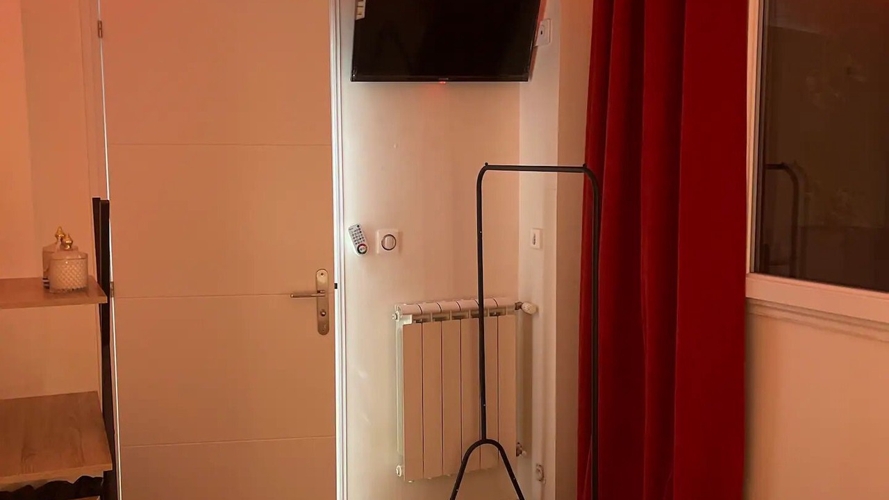 Photo of Bedroom in Le Kremlin-Bicetre