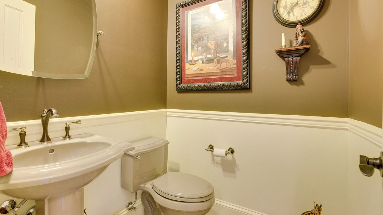 Photo of Bathroom in Alabaster