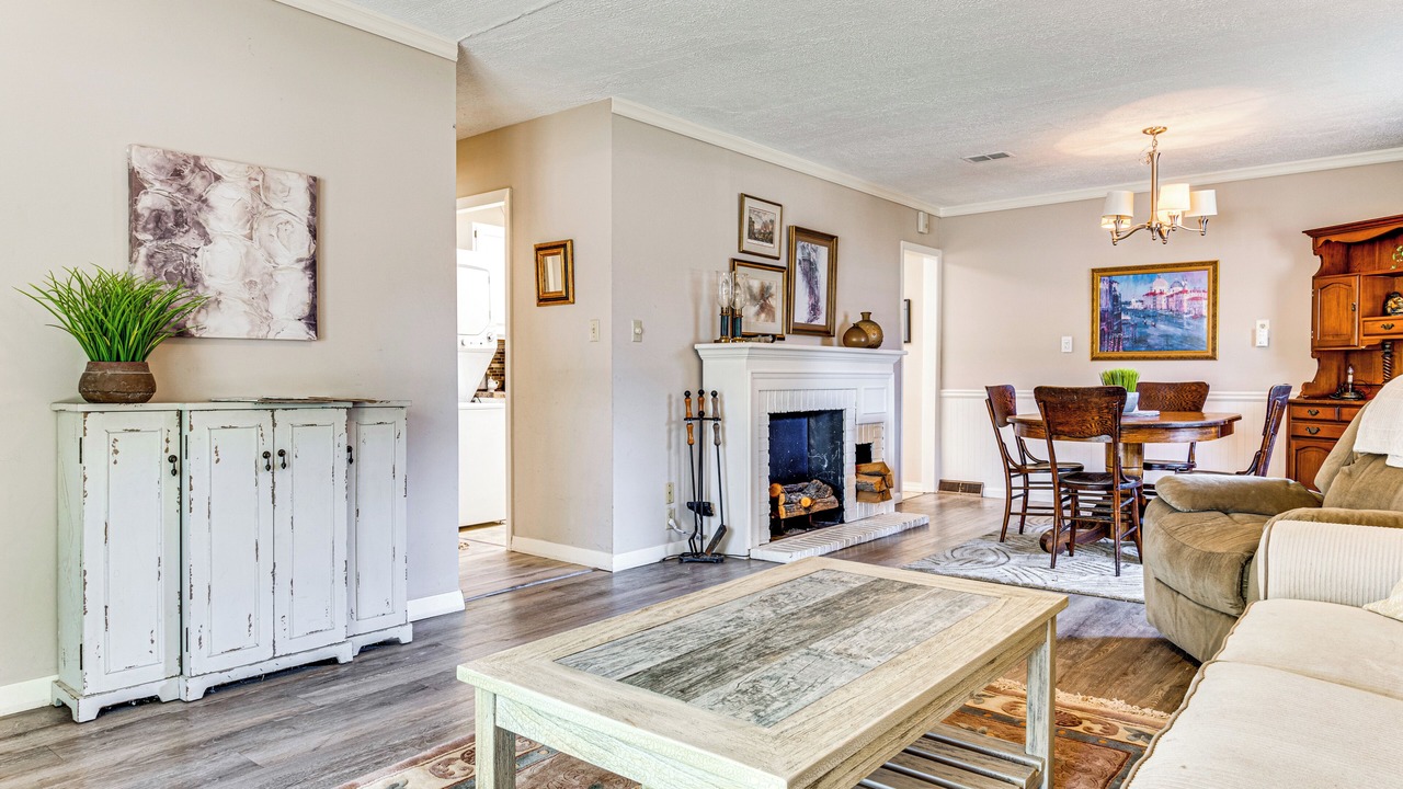 Photo of Livingroom in West Lafayette