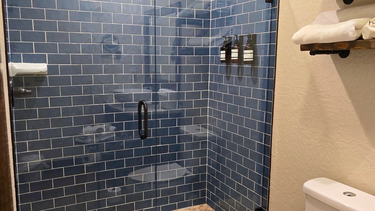 Photo of Bathroom in Elk City
