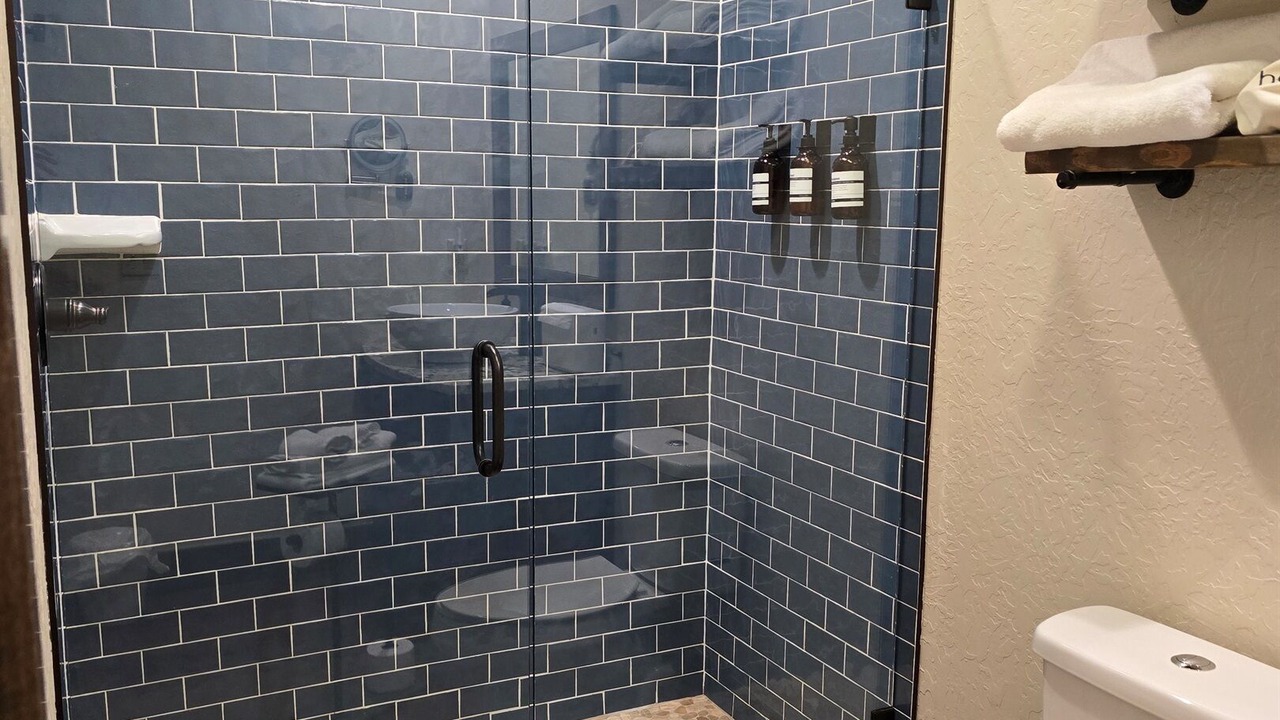 Photo of Bathroom in Elk City