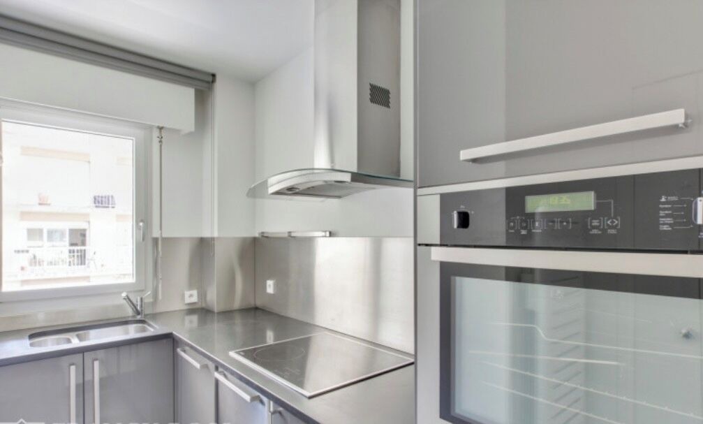 Photo of Kitchen in Quartier de l'Ecole-Militaire