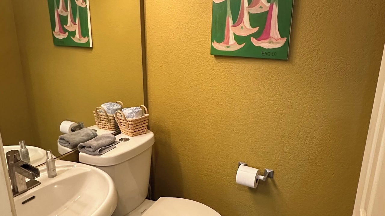 Photo of Bathroom in Canyon Gate
