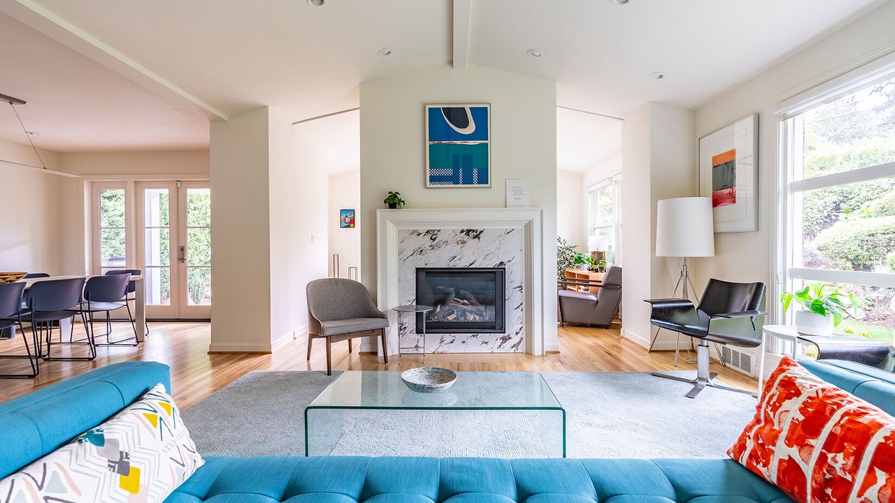 Photo of Bedroom in Seattle Metro Area