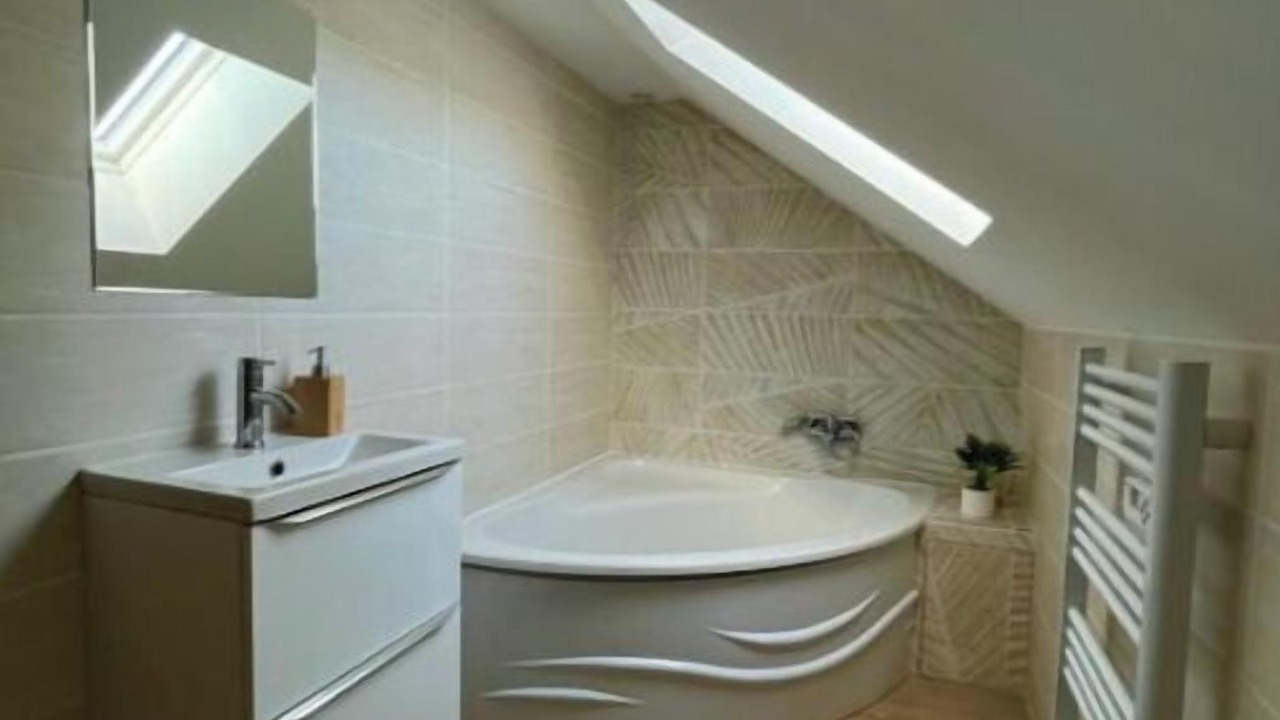 Photo of Bathroom in Montereau