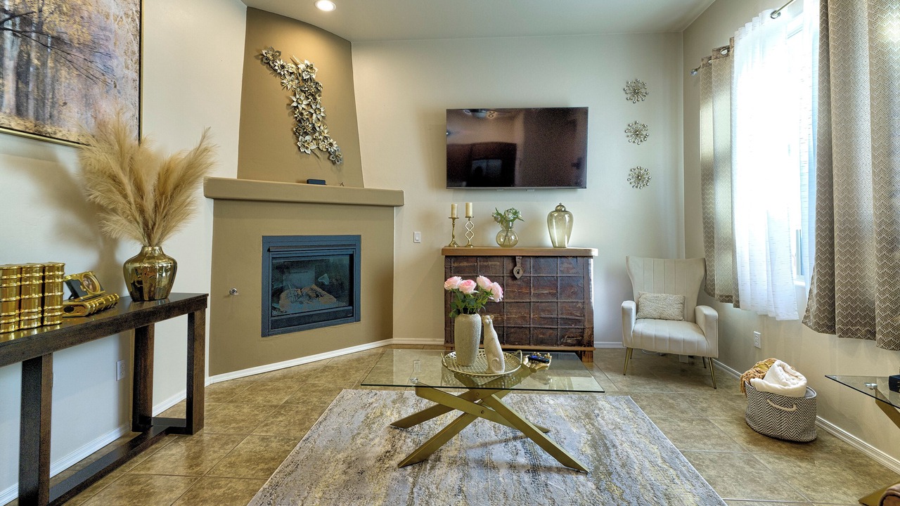 Photo of Livingroom in Tumacacori