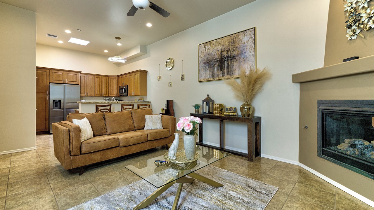 Photo of Livingroom in Tumacacori