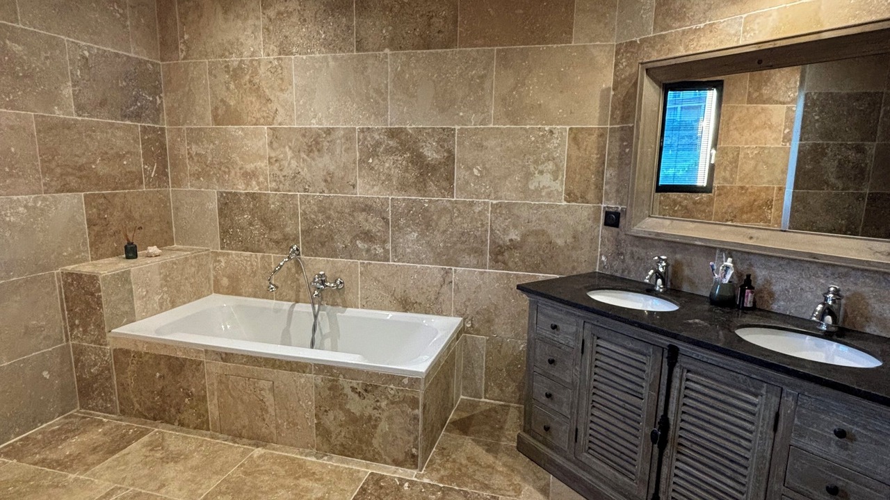 Photo of Bathroom in Saint Michel d'Euzet