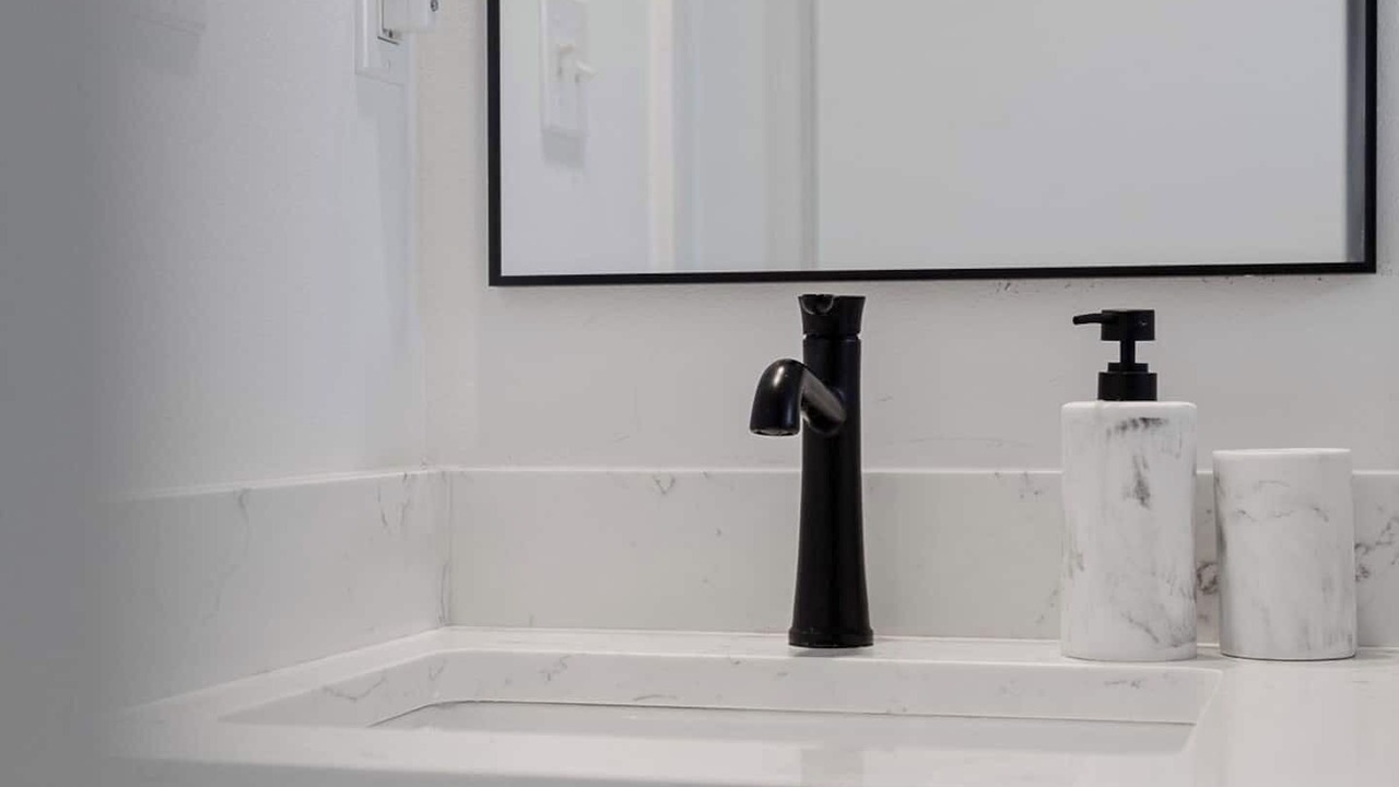 Photo of Bathroom in Soap Lake