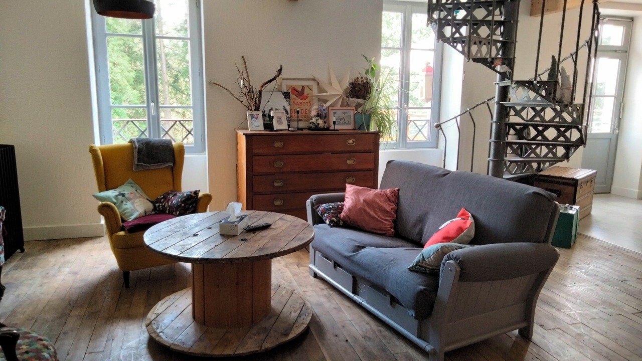 Photo of Livingroom in Ferrieres-sur-Sichon