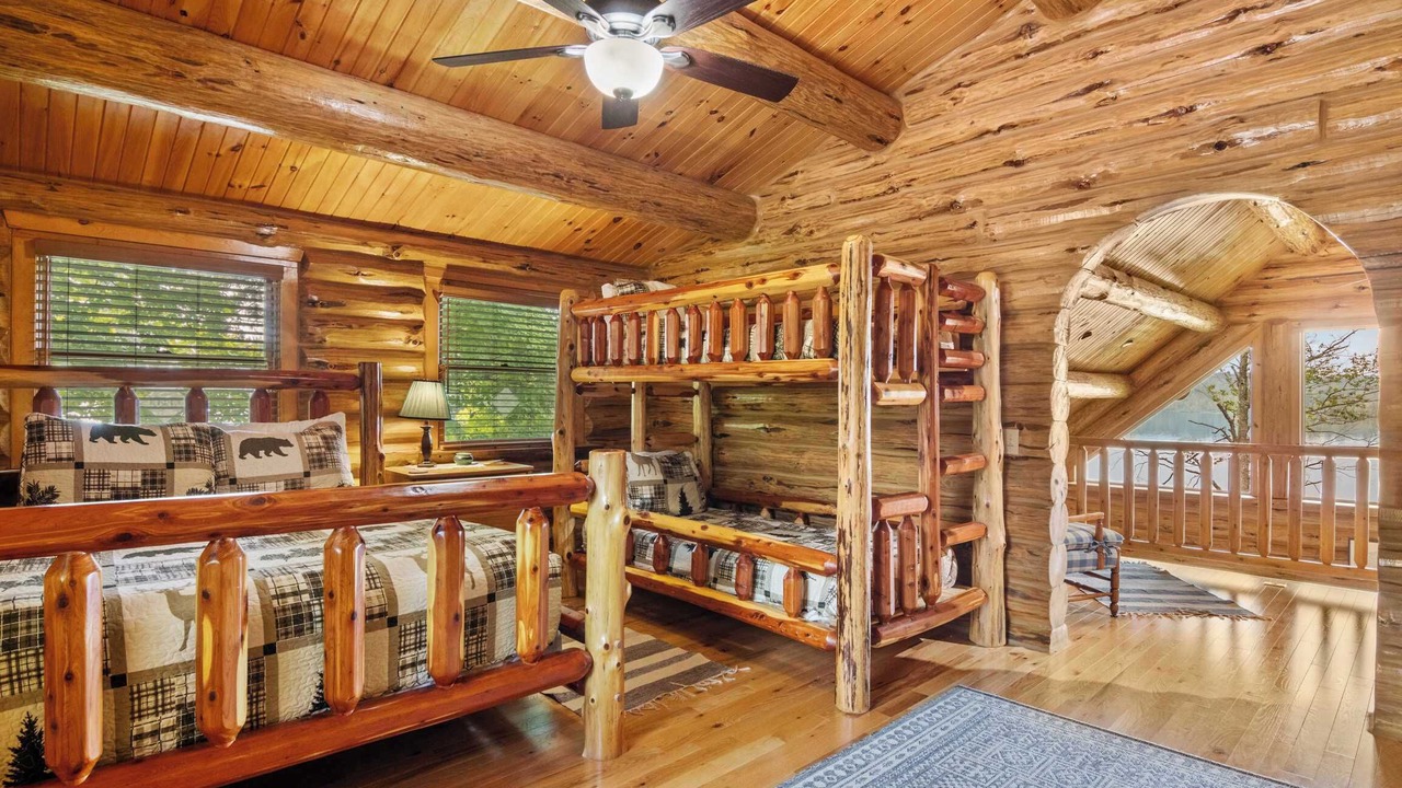 Photo of Bedroom in Bellaire