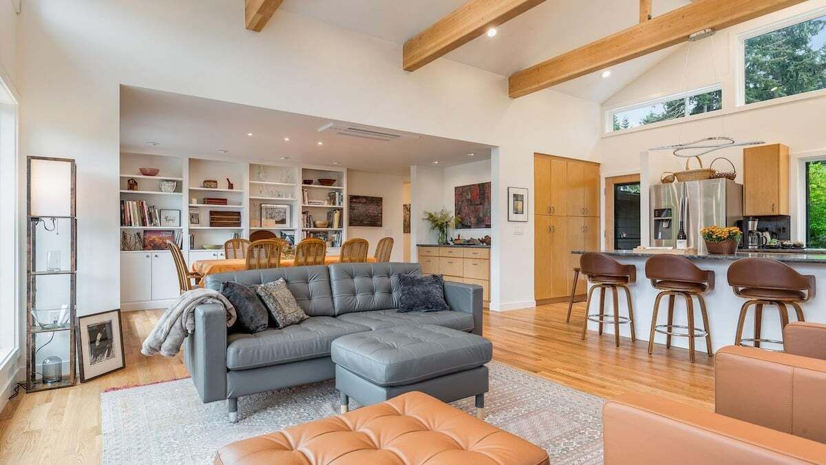 Photo of Livingroom in West Ridge