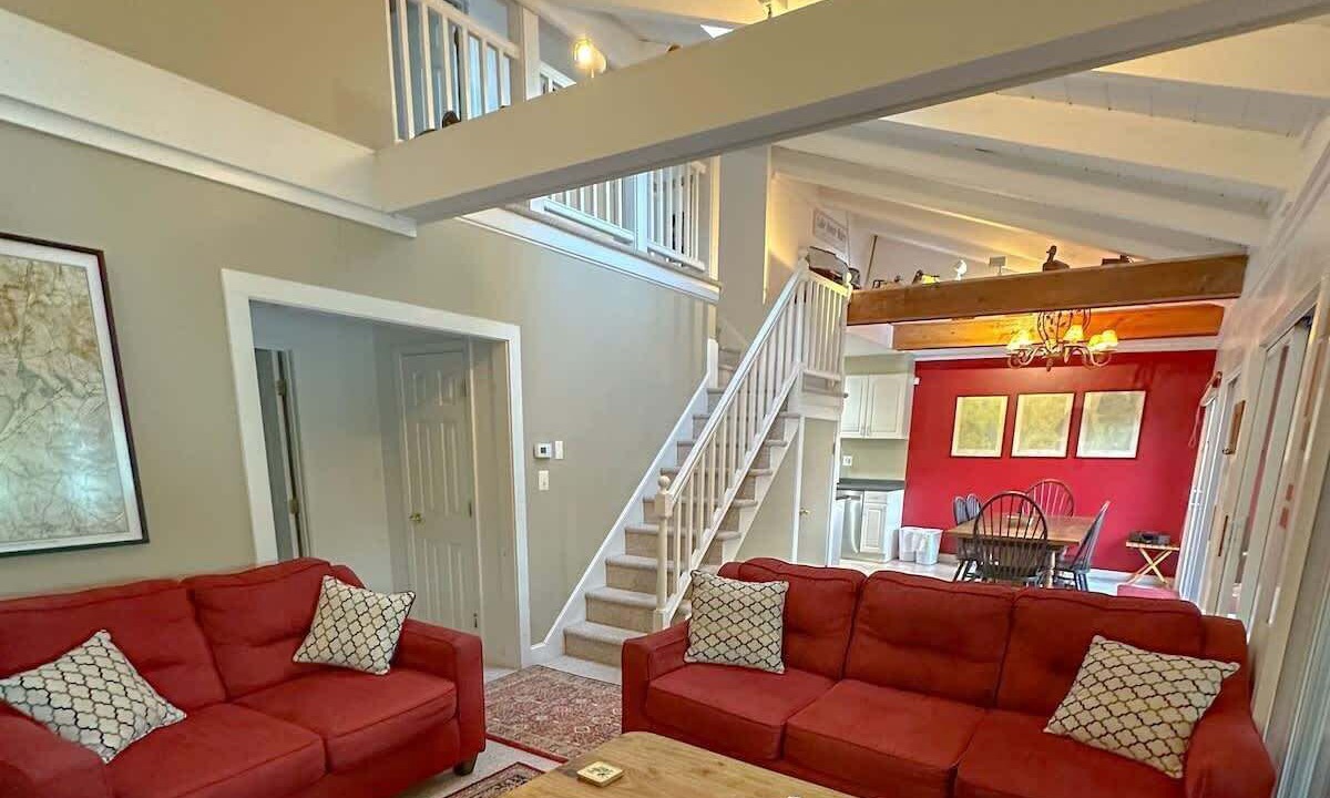 Photo of Livingroom in The Bays