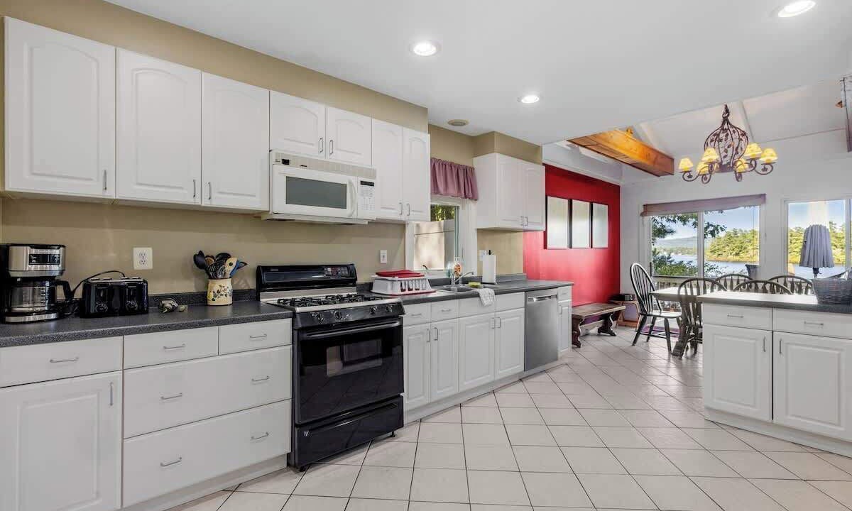 Photo of Kitchen in The Bays