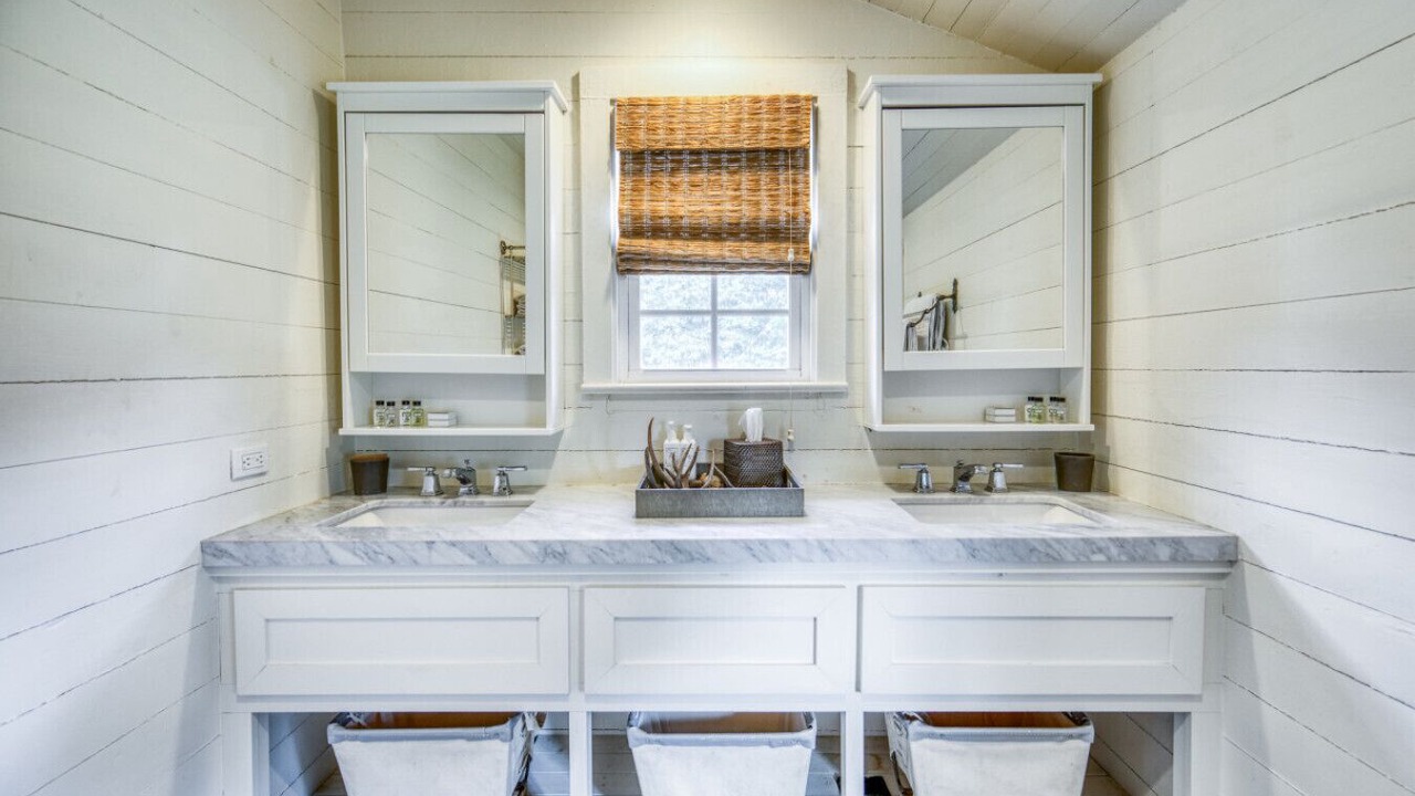 Photo of Bathroom in Round Top