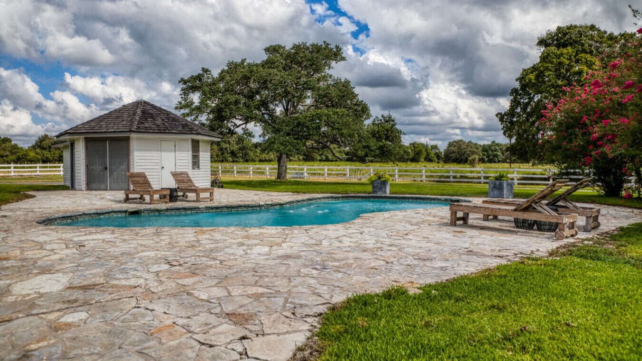 Photo of Outdoor in Round Top