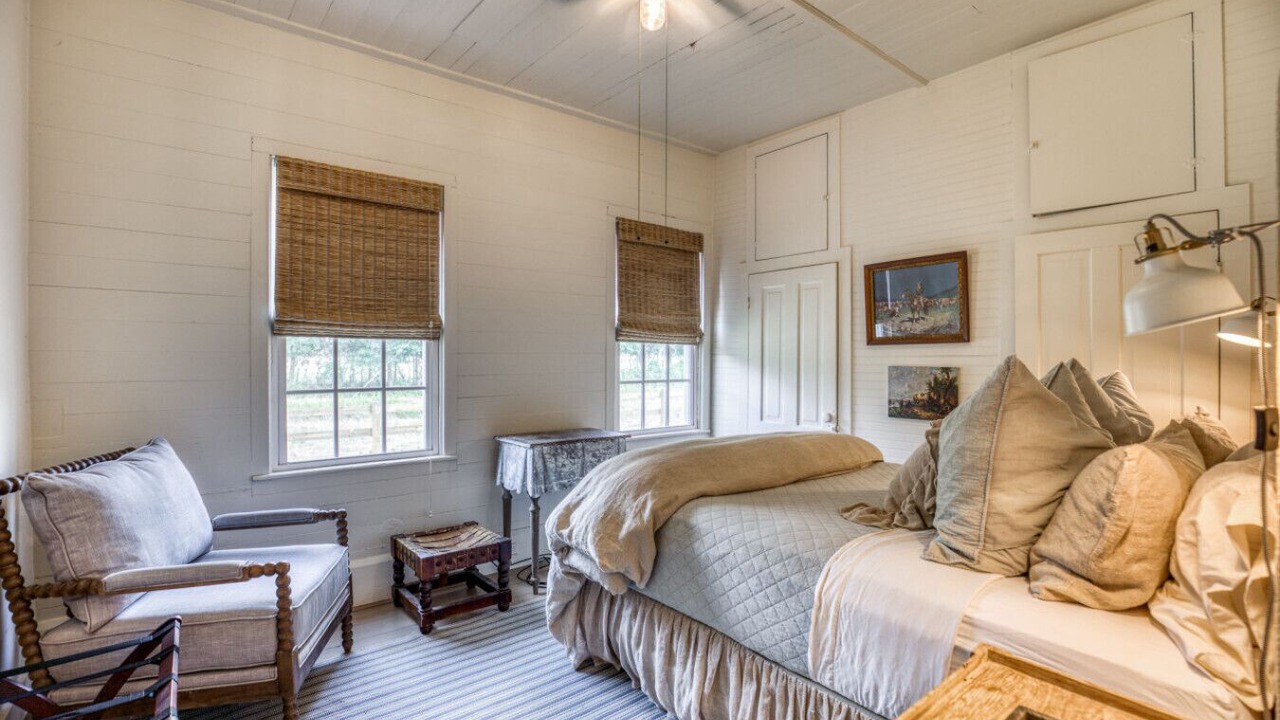 Photo of Bedroom in Round Top