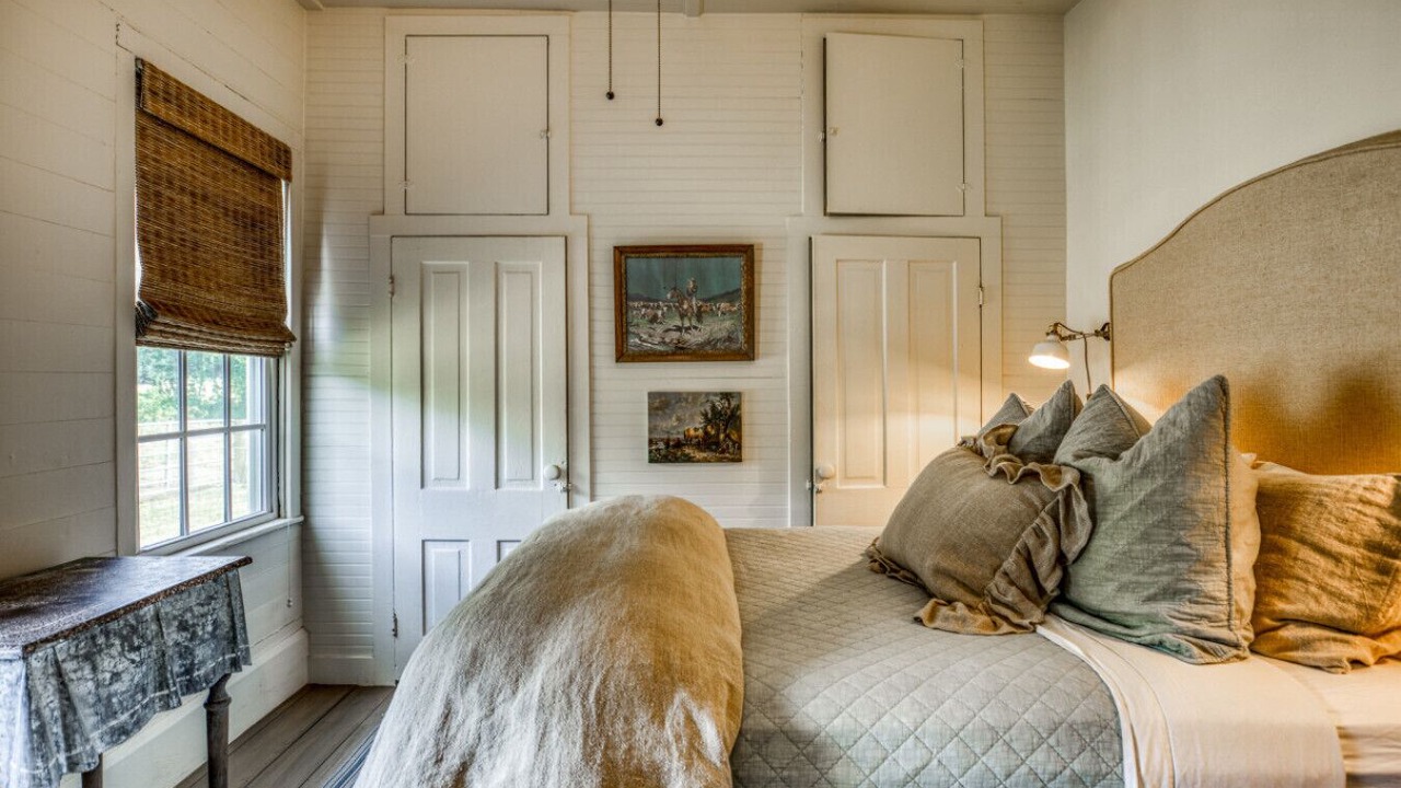 Photo of Bedroom in Round Top