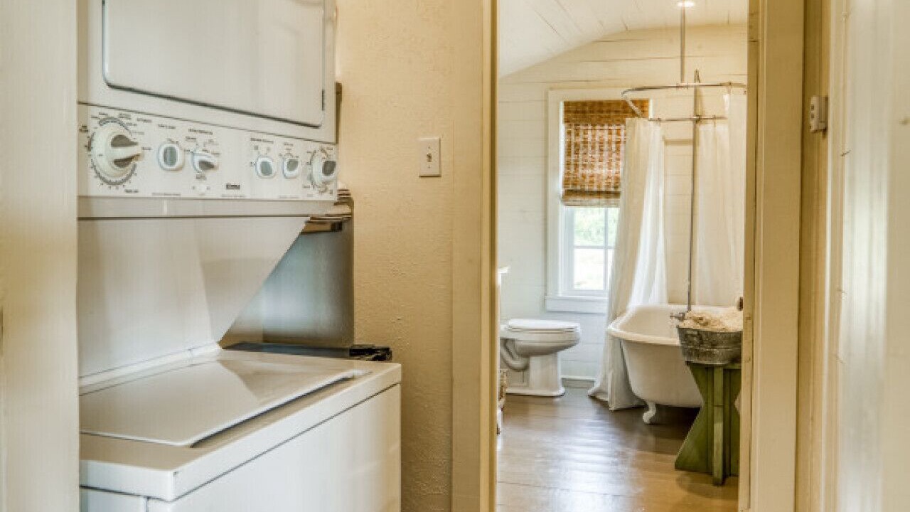 Photo of Bathroom in Round Top