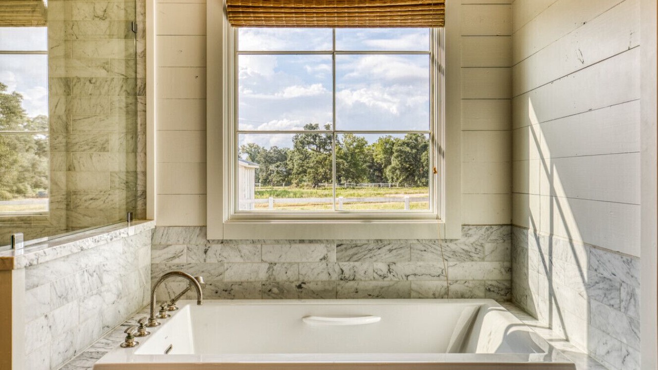Photo of Bathroom in Round Top