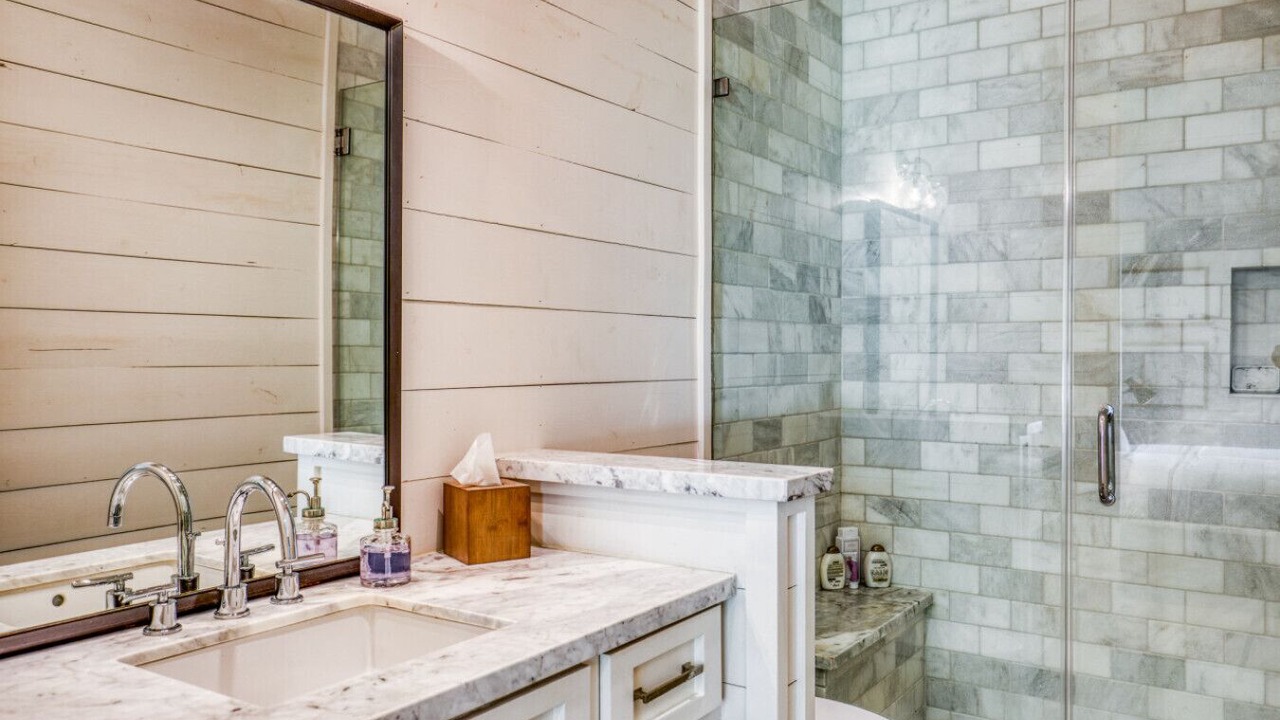 Photo of Bathroom in Round Top