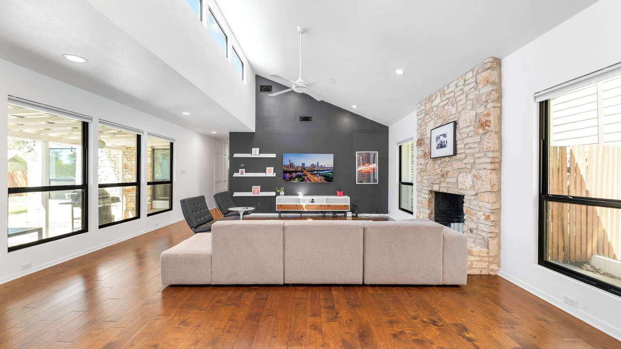 Photo of Livingroom in Oak Forest