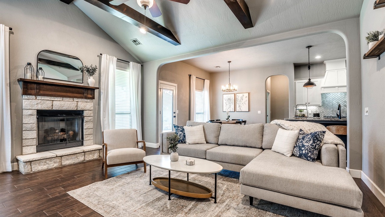 Photo of Livingroom in South Oklahoma City