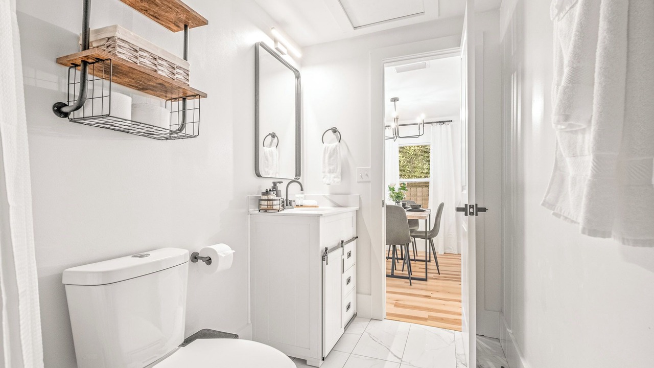 Photo of Bathroom in Southeast Pensacola
