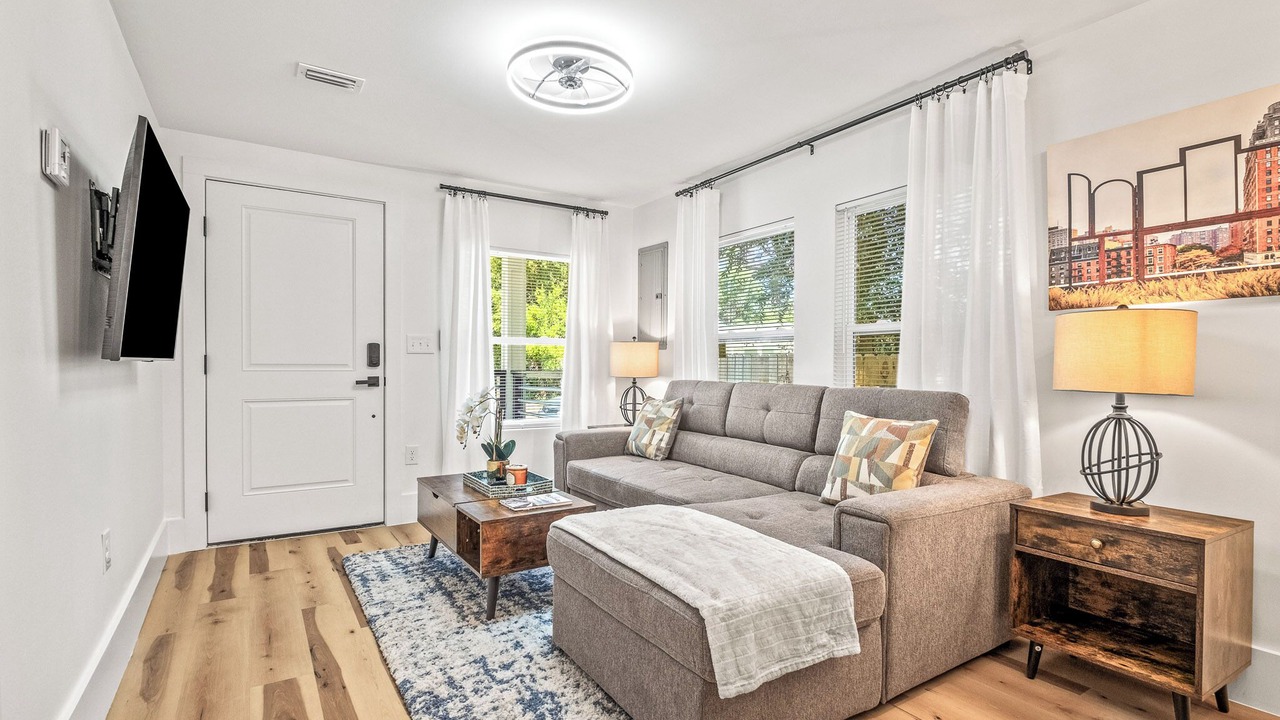 Photo of Livingroom in Southeast Pensacola