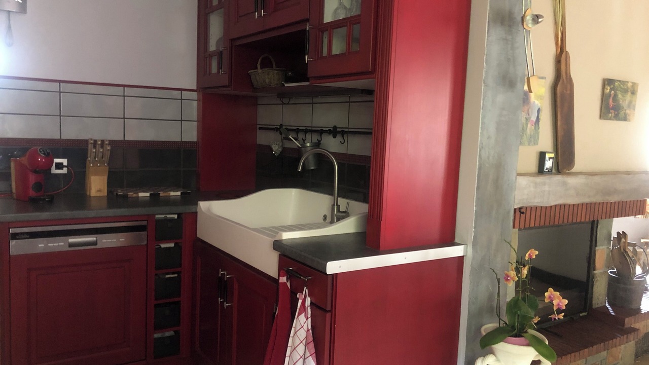 Photo of Kitchen in Villeneuve-les-Corbieres