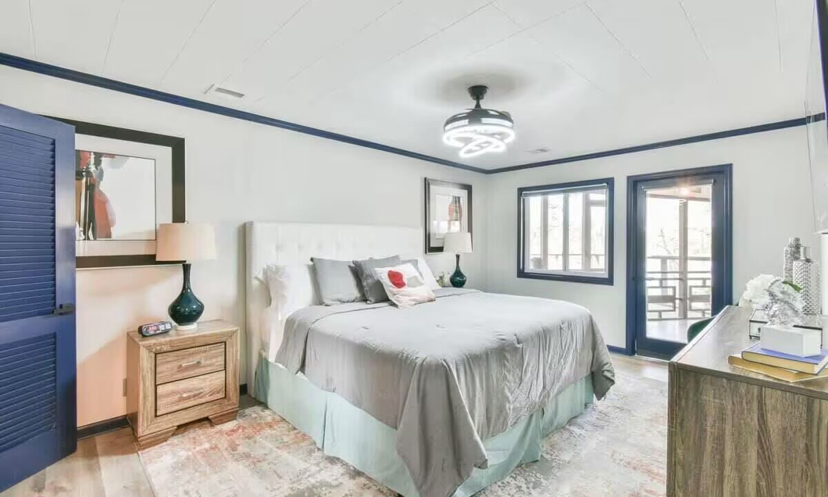 Photo of Bedroom in Flowery Branch