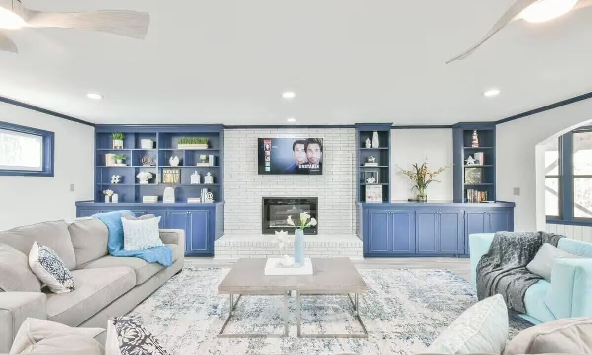 Photo of Livingroom in Flowery Branch