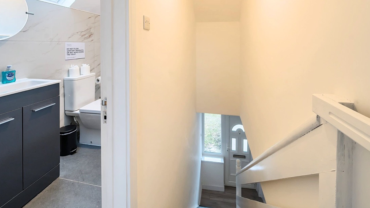 Photo of Bathroom in Rushmoor District