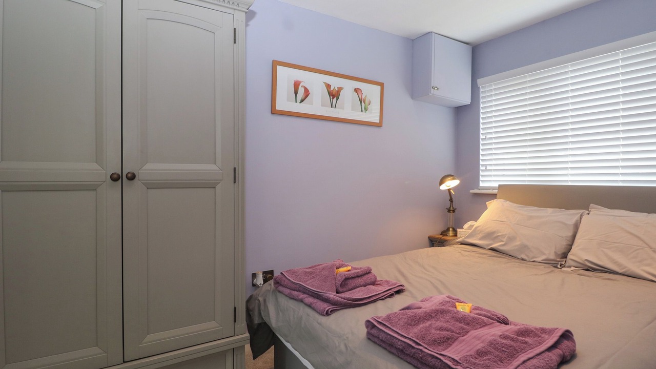 Photo of Bedroom in Ford