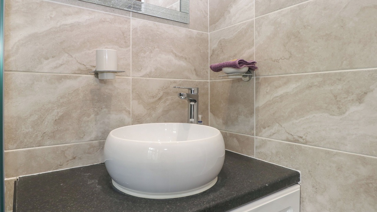 Photo of Bathroom in Ford