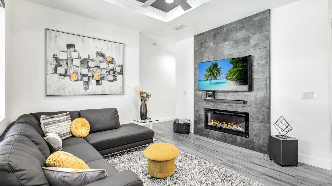 Photo of Livingroom in Bonita Springs