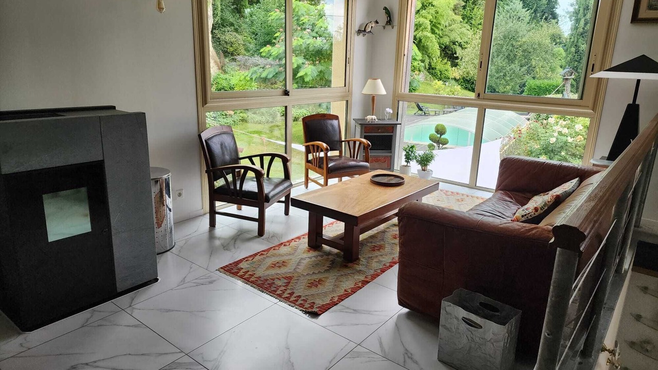 Photo of Livingroom in Longueval-Barbonval