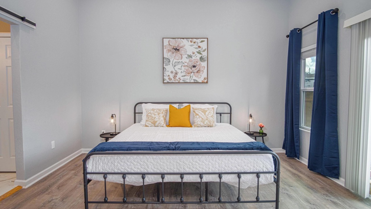 Photo of Bedroom in Near East Side