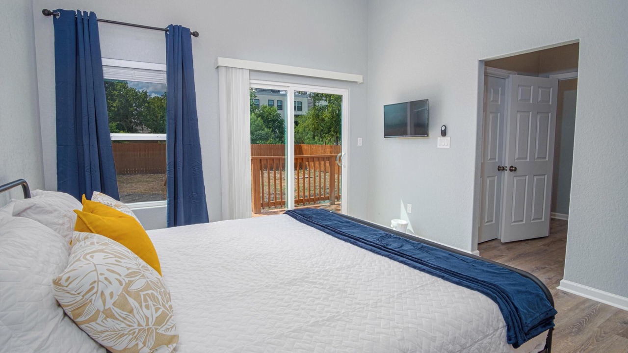 Photo of Bedroom in Near East Side