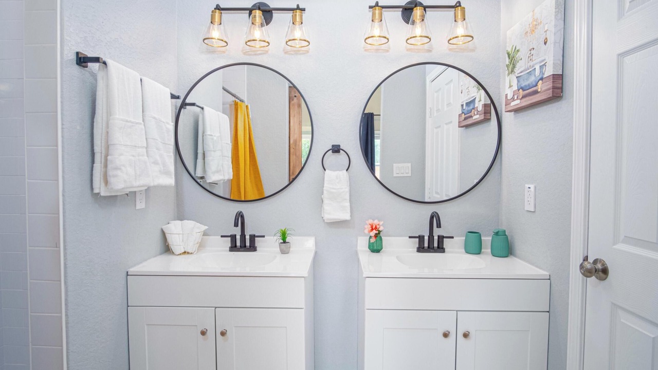 Photo of Bathroom in Near East Side